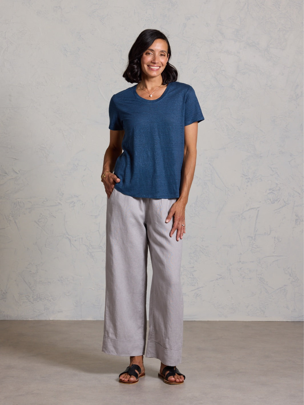 Clovelly French Linen T-Shirt Navy