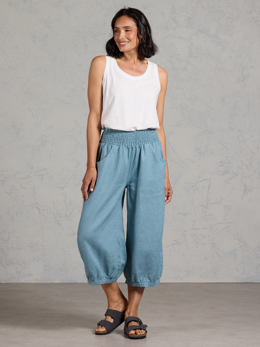 Marrakech French Linen Cropped Pants Tahiti Blue